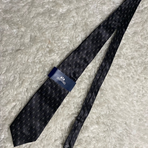 NWT STAFFORD Executive Silk Black Gray Yellow Tie - Picture 5 of 6